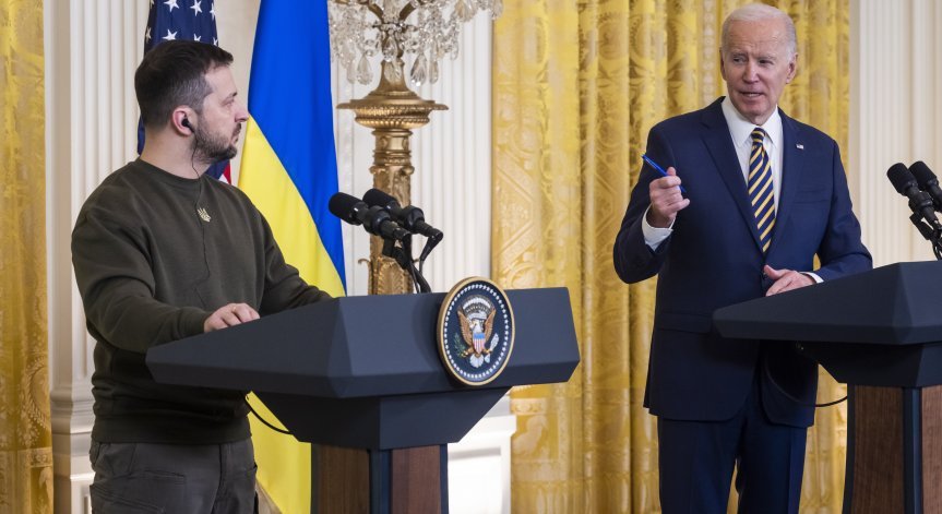 Намалява подкрепата на американците към доставките на оръжия за Украйна
