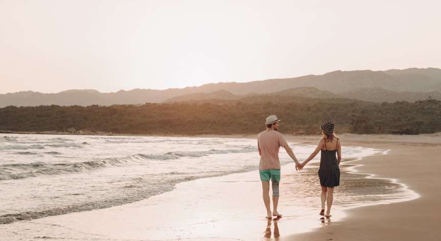 Някои знаци изглежда имат естествена връзка с определени други.