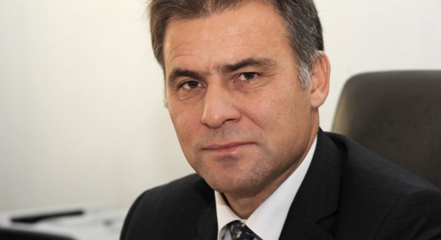 МТИТС: Новите лични карти ще имат един или два чипа