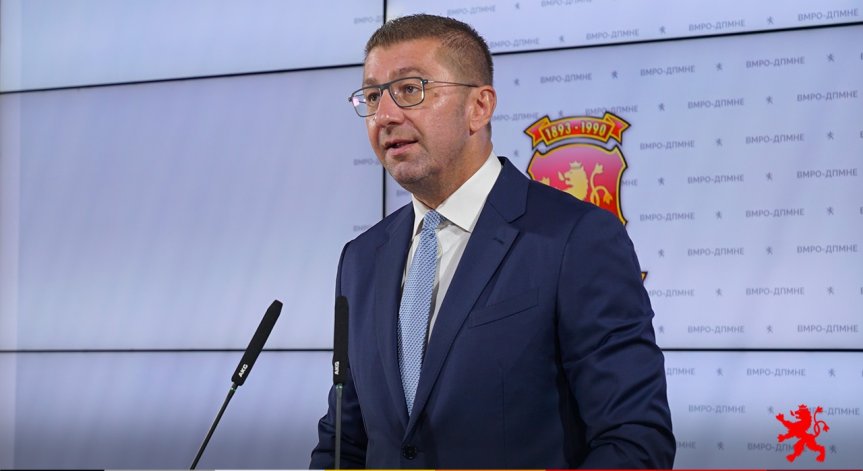 Мицкоски: Няма конституционни промени под българска диктовка