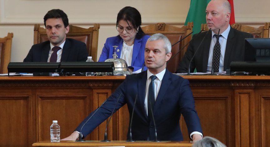 Лют скандал между 