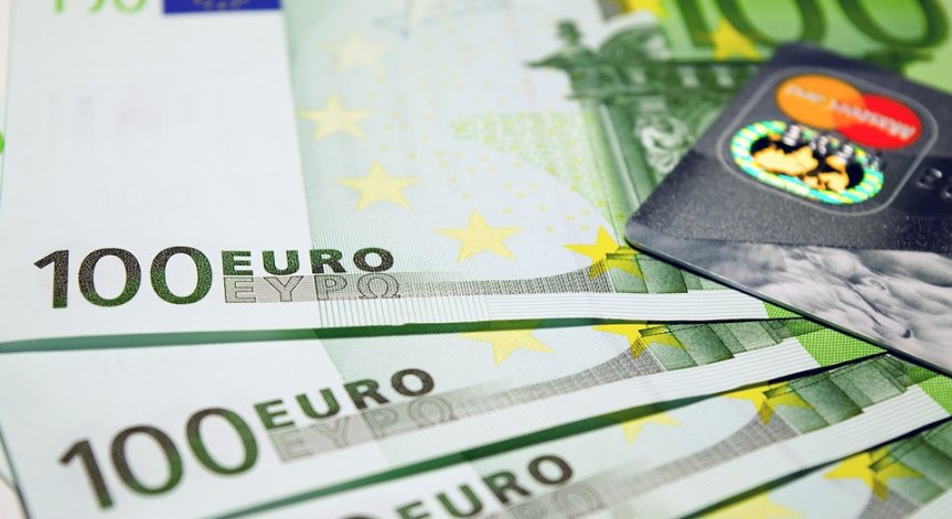 Финансовият министър Горанов се отчита пред ЕП