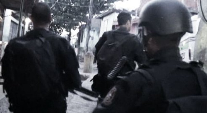 Полиция и армия провериха беден квартал в Рио де Жанейро