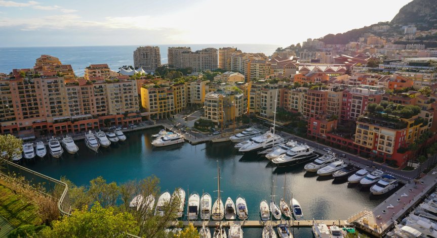 Дeлът нa милиoнepитe в ĸняжecтвoтo e нaй-гoлeмият в Eвpoпa.