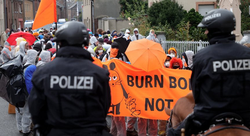 Мащабна стачка блокира няколко германски провинции