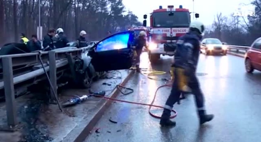 Тежка катастрофа блокира движението в столицата