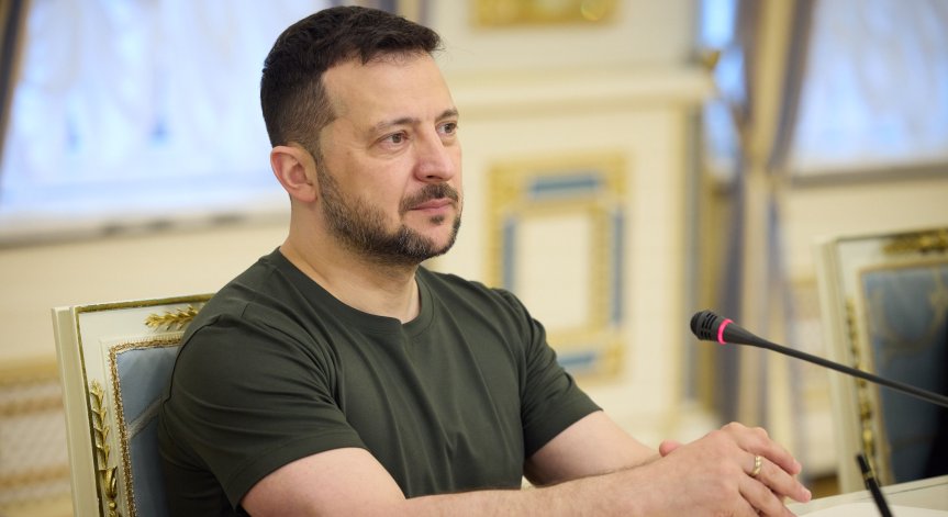 Зеленски: Русия превзе бойното поле, докато чакахме одобрението на военната помощ