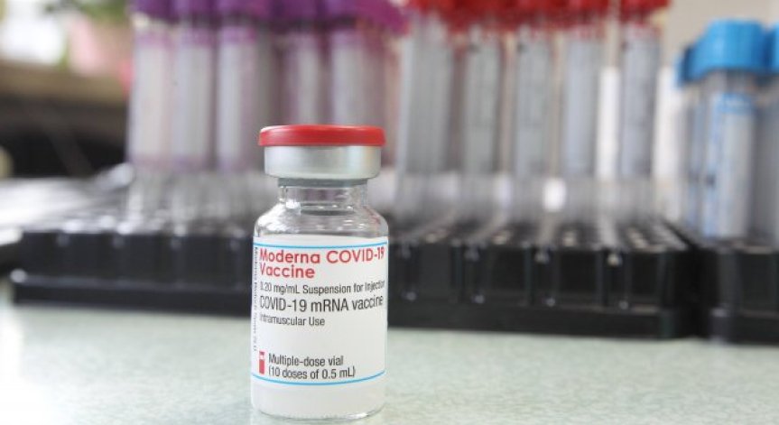 Moderna ще достави по-малко ваксини срещу Ковид-19 във Великобритания и Канада