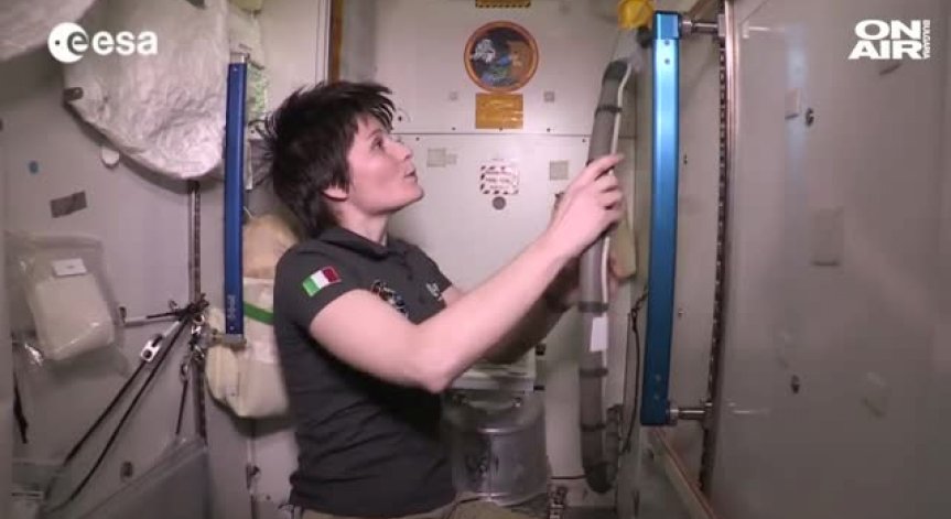 Куриозен инцидент: Авария в тоалетната на Международната космическа станция