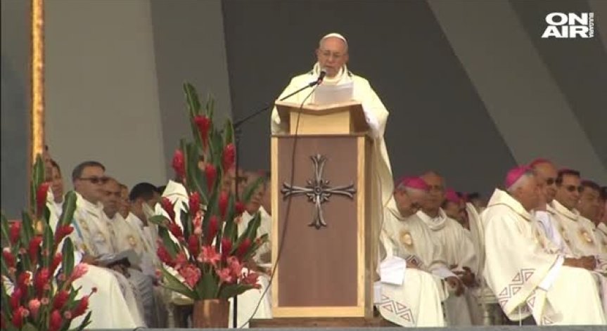 Папа Франциск осъди насилието над жени 