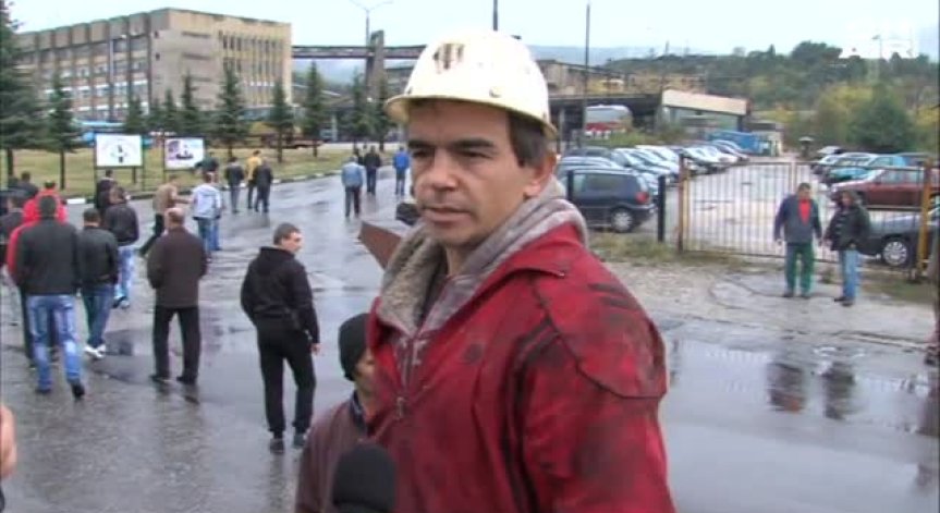 Миньорите от Бобов дол непреклонни - продължават да стачкуват