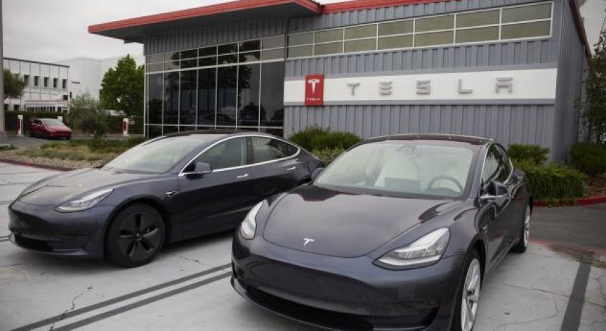 Tesla ще започне да произвежда собствени батерии