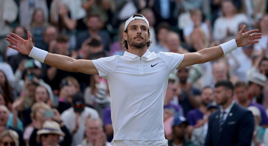 Музети пречупи Фриц в 5 сета и си уреди полуфинална битка с Джокович на 