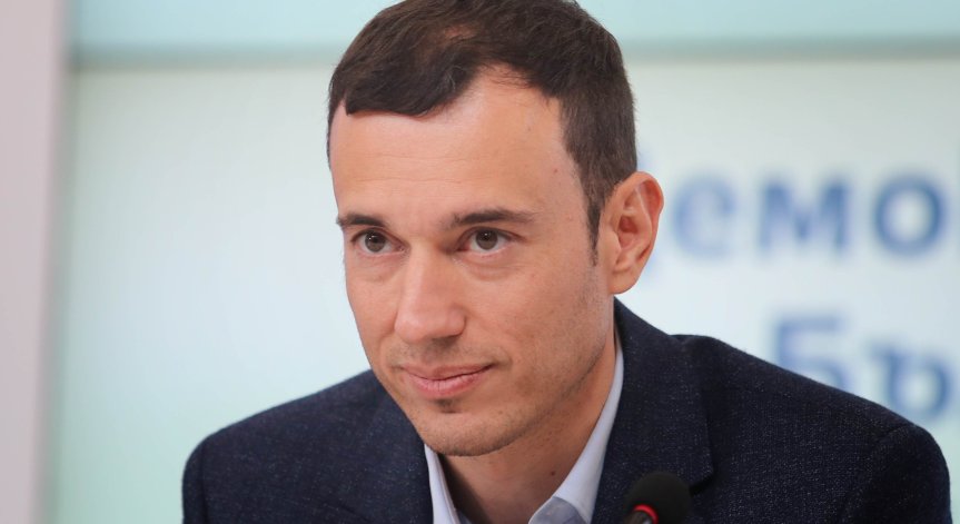 ОИК ще заседава извънредно днес заради сигнал срещу Васил Терзиев