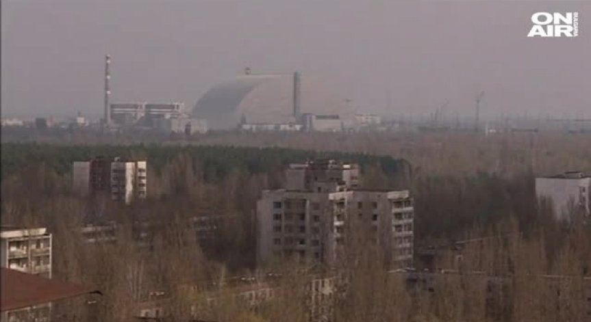 Задържаха трима туристи край АЕЦ 