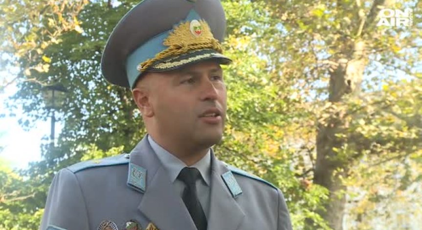 В София отбелязаха Деня на военния парашутист