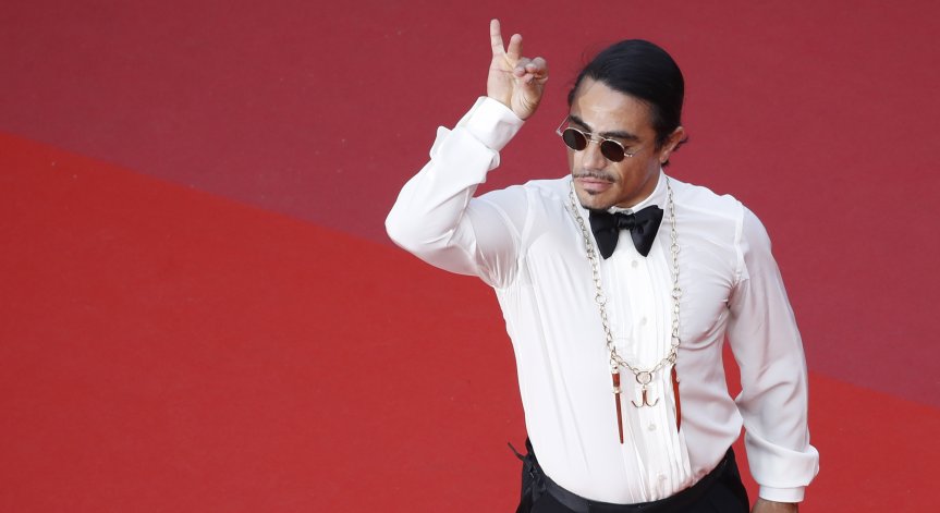 Скандал разтресе футболния свят след Световното: ФИФА погна известния готвач Salt Bae