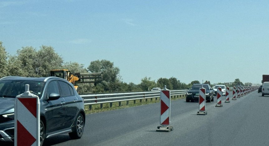 От АПИ апелират водачите да карат внимателно.