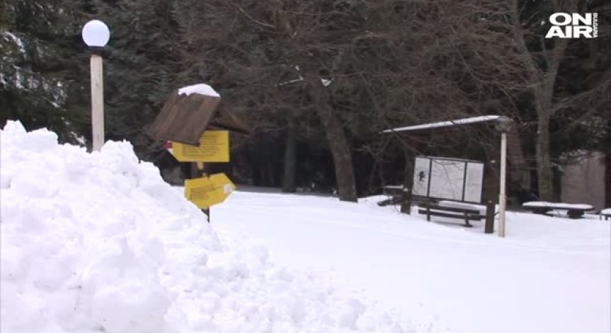 Туристите в района на Бузлуджа да напуснат хижите
