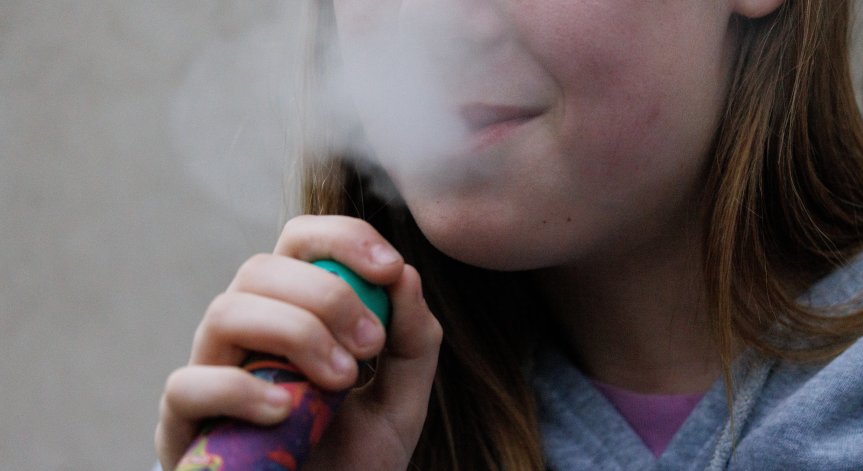 Жената е задържана за срок до 24 часа.