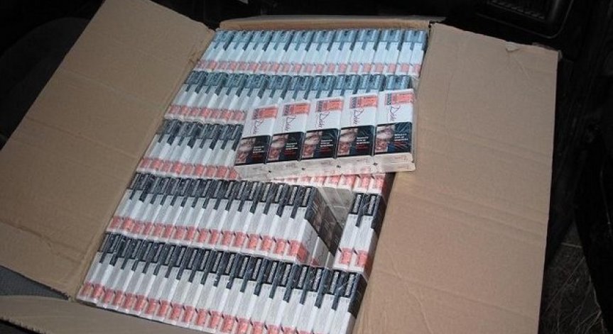 Граничари откриха над 100 000 къса контрабандни цигари