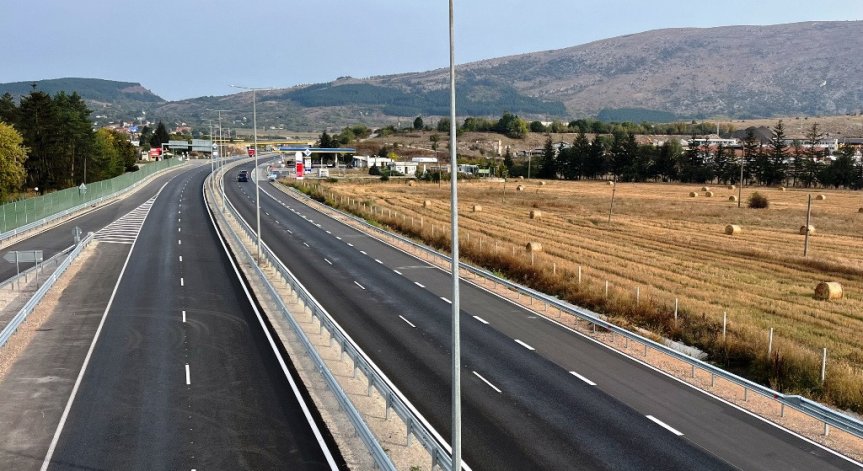 Министър Цеков обявява резултатите от проверките на пътищата