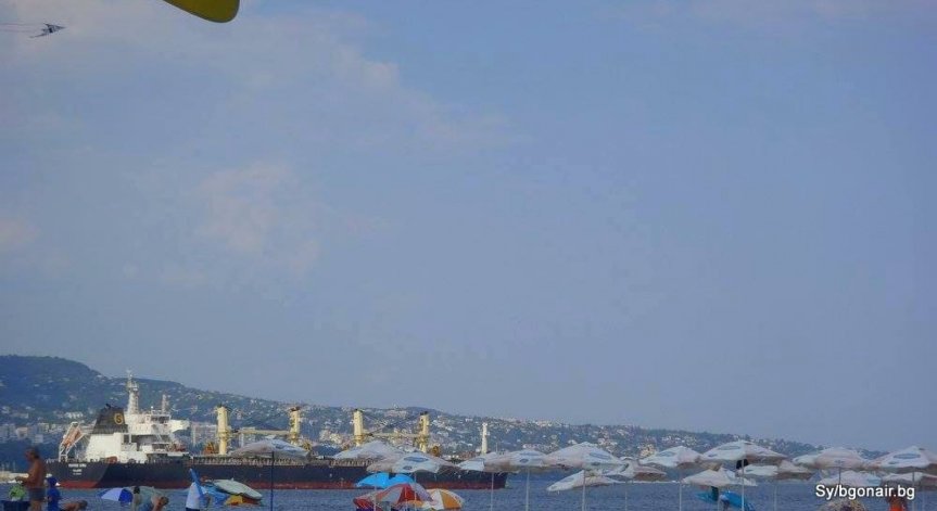 Концесионерите, предлагащи безплатни чадъри на плажа, ще бъдат стимулирани