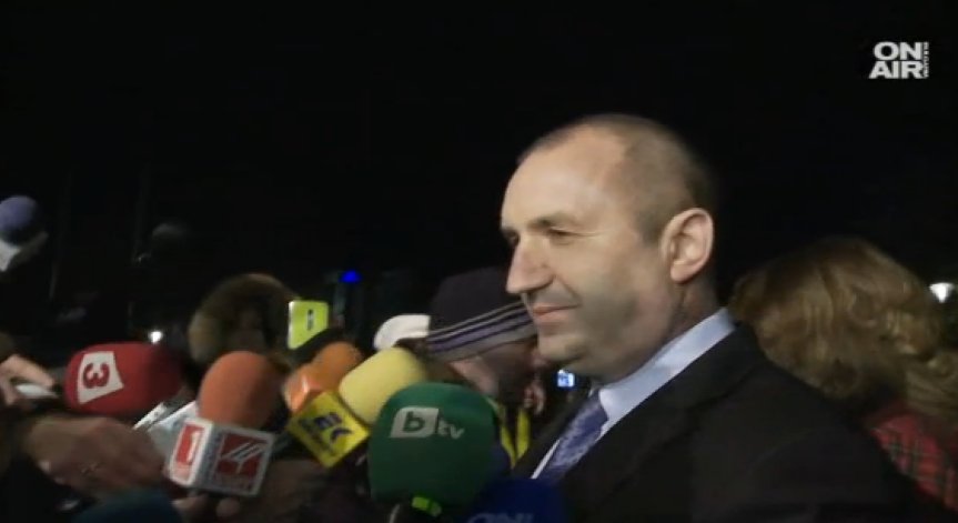 Първи думи на Радев след вота: Демокрацията победи апатията и страха!