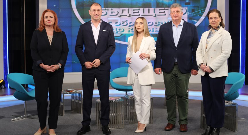 AI, критично мислене и липсата на кадри - какво очертаха експертите в 