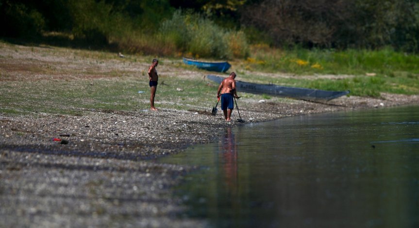 Дунав се покачва в българския участък, понижение има само при Ново село