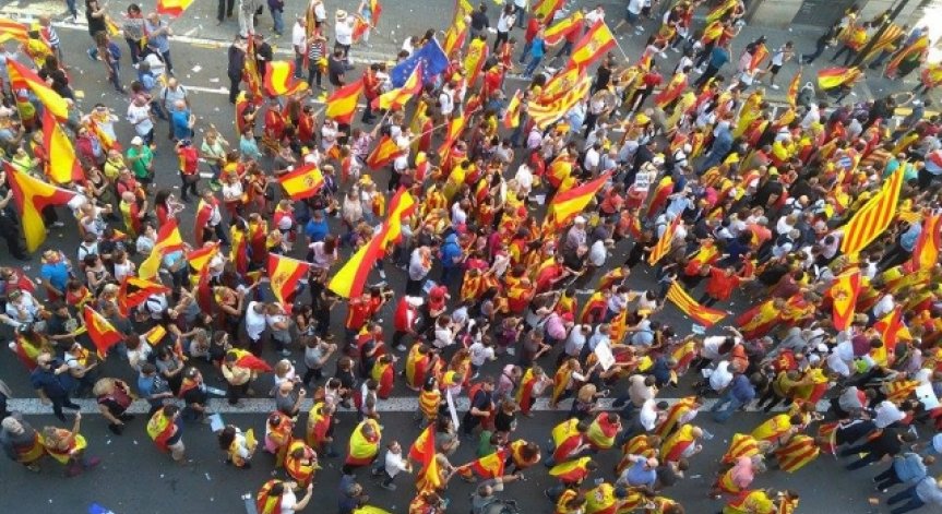 Случи се! Мадрид иззе властта на Каталуния 
