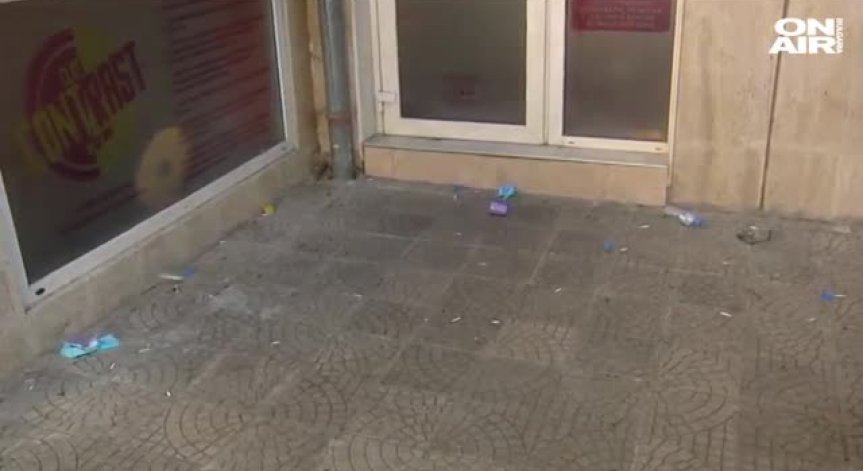 Повдигат обвинения на младежа, наръгал връстник край хотел 