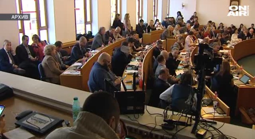 Новите кметове и общински съветници в София полагат клетва