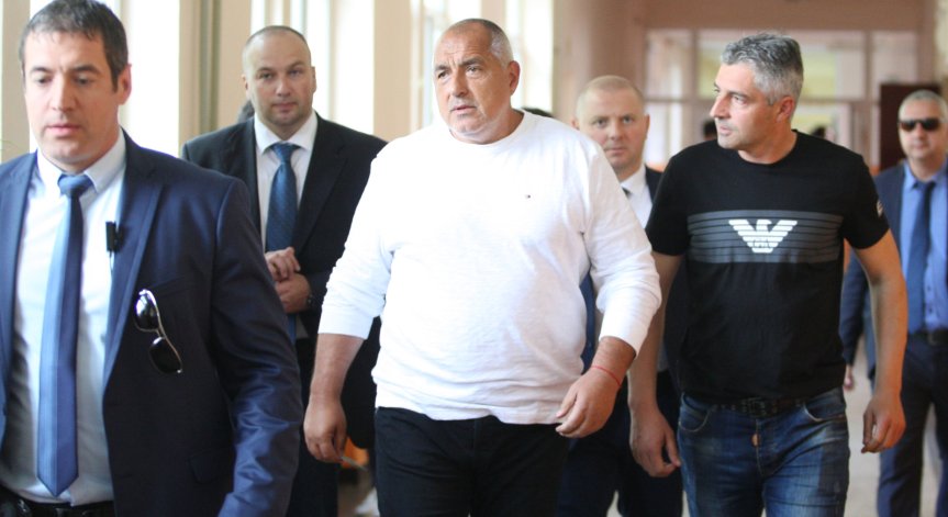 Борисов: Грабят ви страховито! В най-тежкото време избрахте най-некомпетентните