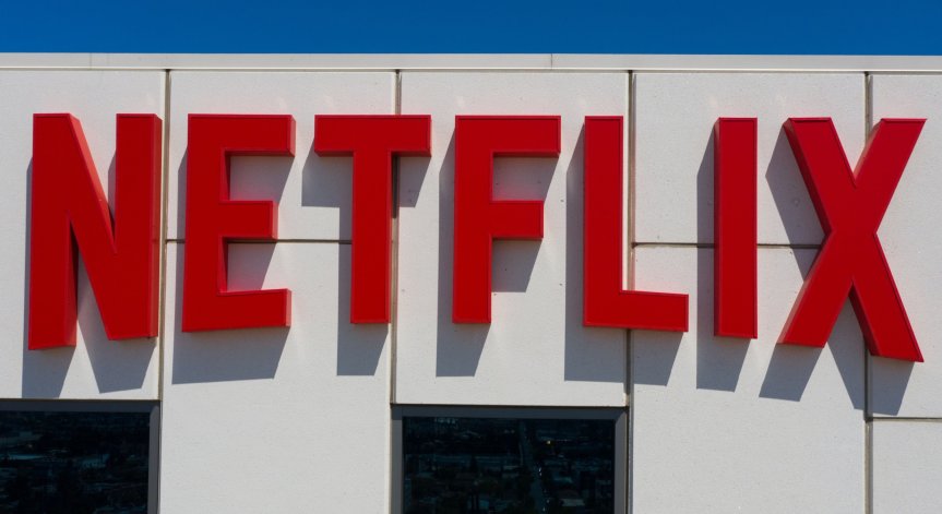 Стрийминг война: Netflix доминира в надпреварата с империята Disney