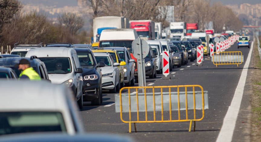 147,5 млн. лв. са отишли за мантинели, знаци и маркировка през 2020 г.