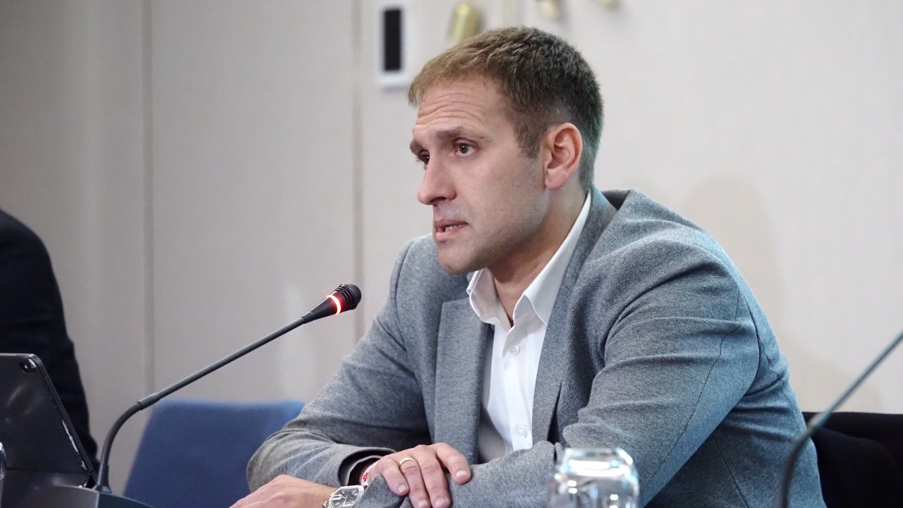 Стилиян Петров избухна срещу БФС и Лъчезар Танев: Футболът ни страда от плевели!