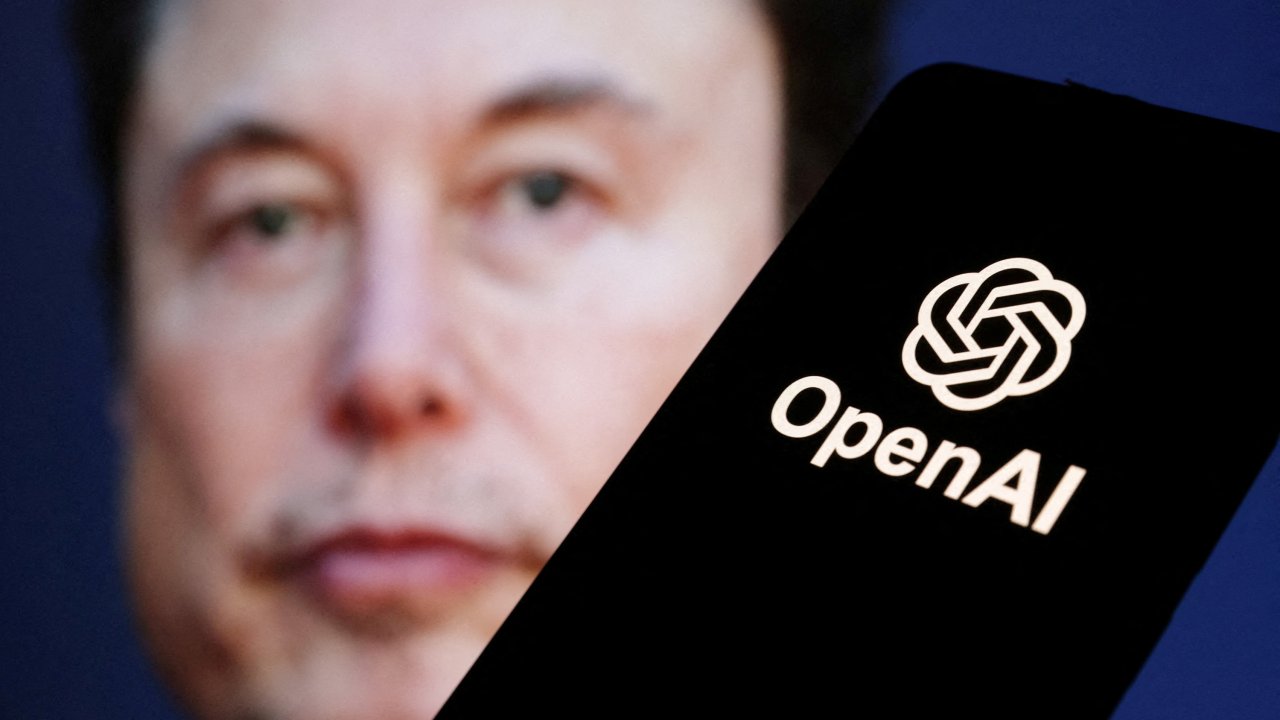 Илън Мъск съди Apple и OpenAI за възпрепятстване на конкуренцията - Bgonair