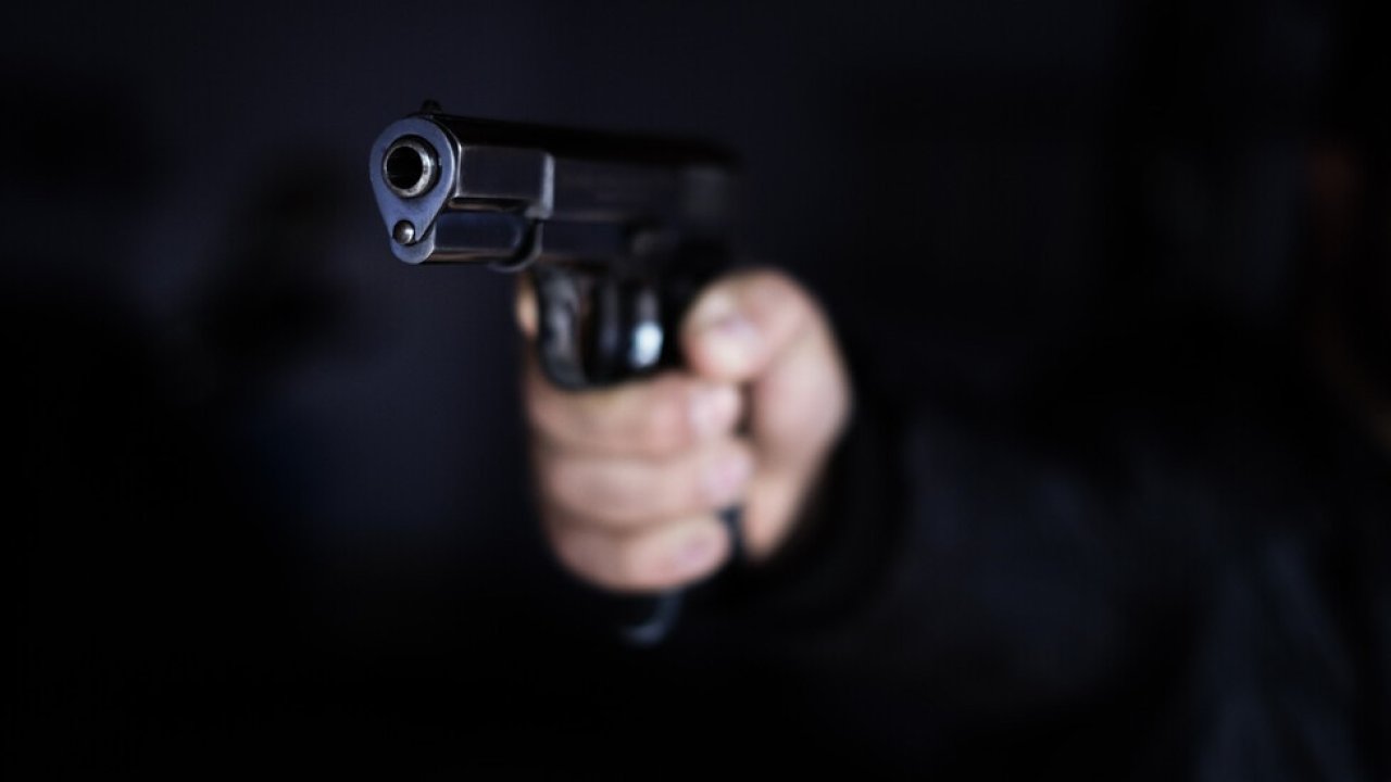 Заместник-губернатор в Турция почина след огнестрелна рана в главата
