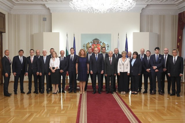 Стотното правителство на България положи клетва пред герба на Републиката Държавният