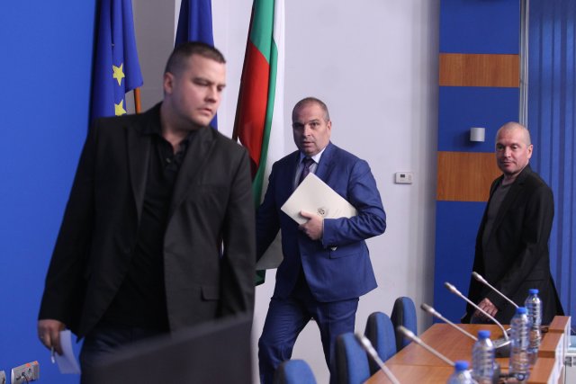 Снимка Димитър Кьосемарлиев Bulgaria ON AIR На извънредна пресконференция на