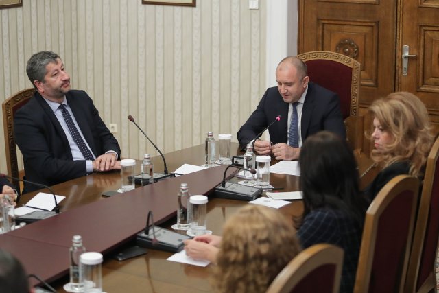 Снимка Димитър Кьосемарлиев Bulgaria ON AIR Първият мандат е ясно