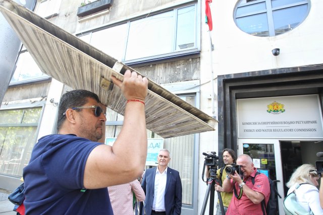 Снимка Димитър Кьосемарлиев Bulgaria ON AIR Лидерът на партия Изправи