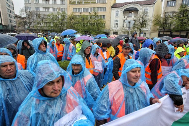 Снимка Димитър Кьосемарлиев Bulgaria ON AIRПътните строители протестират пред