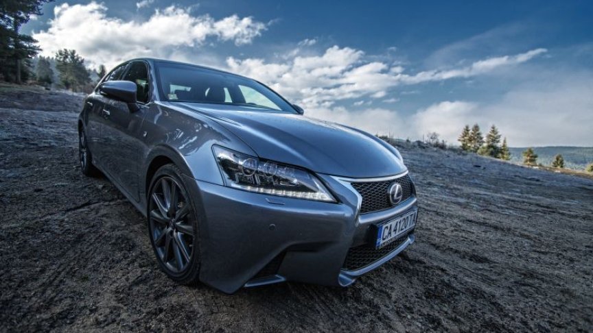 Lexus GS 450h, претендент за екологичен автомобил на годината