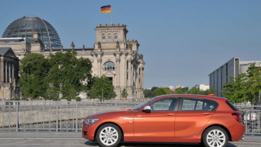 BMW серия 1, модел 2011