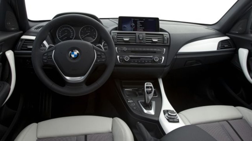 BMW серия 1, модел 2011