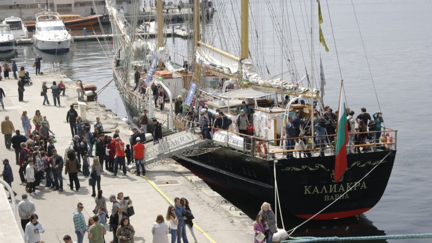 <p>Калиакра-България</p>
