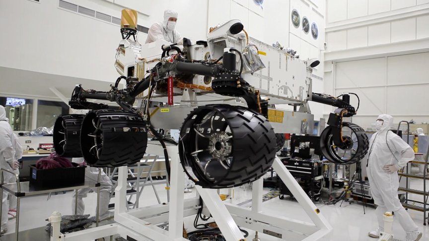 Curiosity в лабораториите на NASA