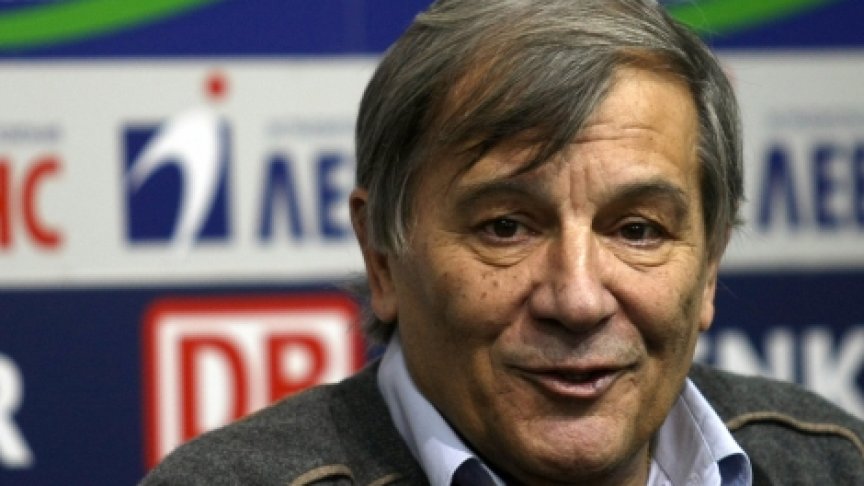 Иван Славков